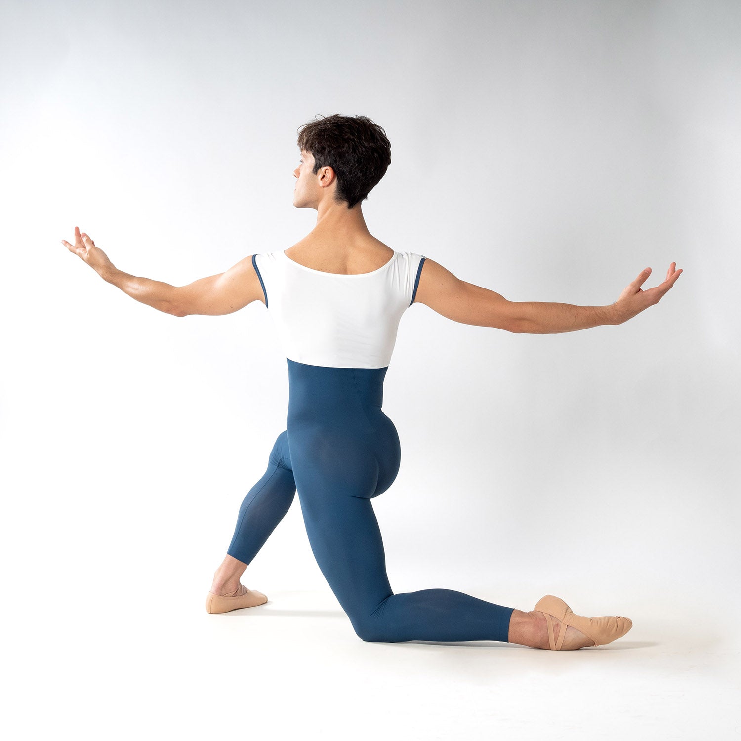 BicolorUnitard-DellaLo-b.jpg