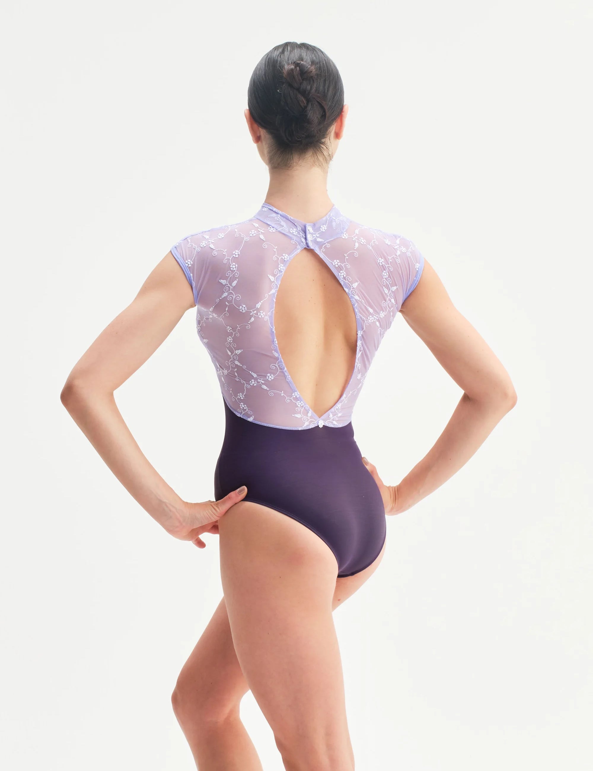 SeleneDI2018PrugnaB-DellaLoLeotard.webp